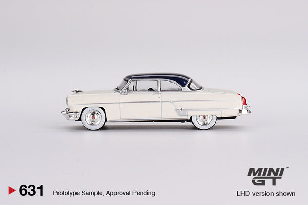 MINI GT 631 - Lincoln Capri 1954 Arctic White / Atlantic Blue