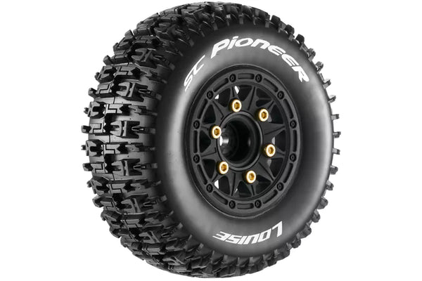Louise SC-PIONEER - Short Course Truck banden met zwarte velg. Offset 0 & 1/2, Hex 12 / 14 / 17mm